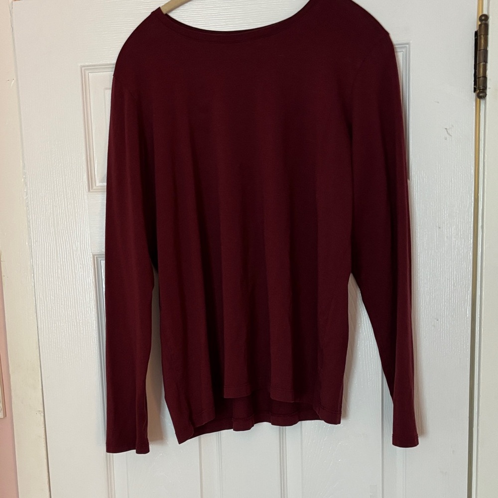 Lands' End Women's Burgundy Top